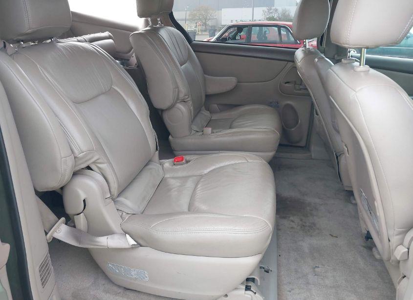 Photo 8 of 2009 Toyota Sienna LE (VIN 5TDZK23C59S254154)