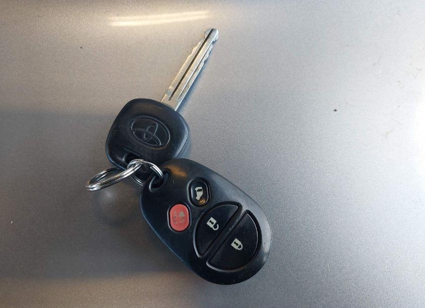 Photo 11 of 2009 Toyota Sienna LE (VIN 5TDZK23C59S279930)