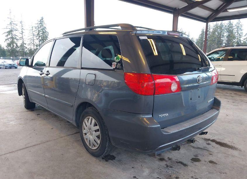 Photo 3 of 2009 Toyota Sienna LE (VIN 5TDZK23C59S279930)