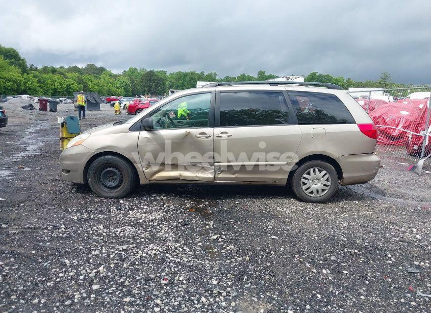 Photo 14 of 2007 Toyota Sienna LE (VIN 5TDZK23C67S013099)