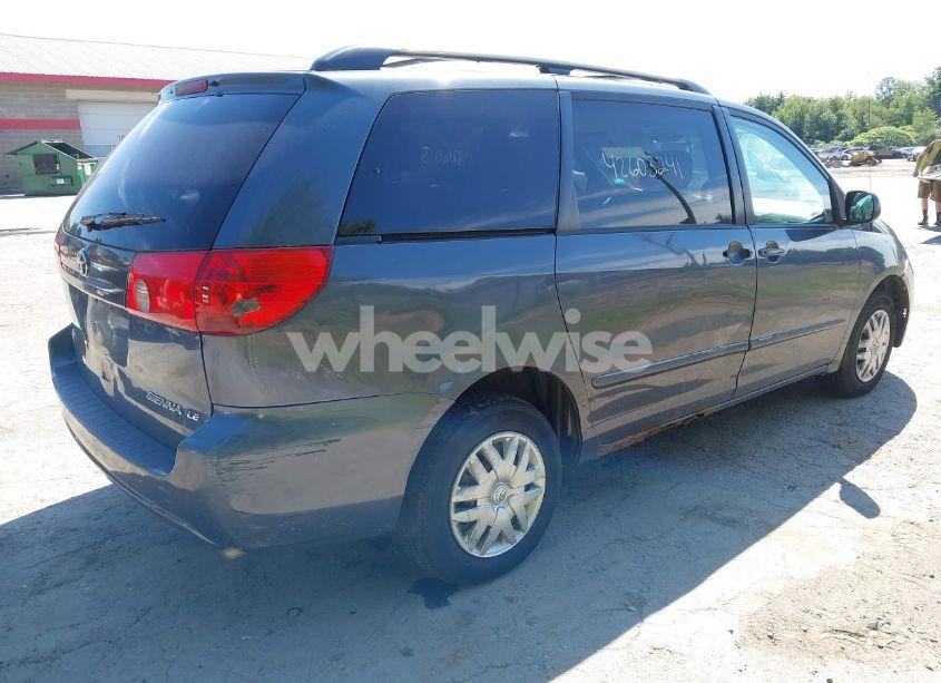 Photo 4 of 2007 Toyota Sienna LE (VIN 5TDZK23C67S015452)