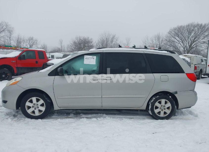 Photo 14 of 2007 Toyota Sienna LE (VIN 5TDZK23C67S032476)