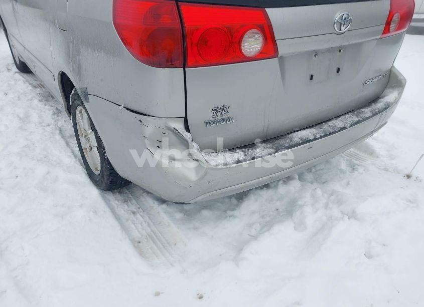 Photo 6 of 2007 Toyota Sienna LE (VIN 5TDZK23C67S032476)