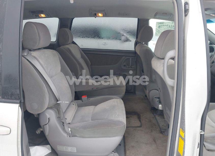 Photo 8 of 2007 Toyota Sienna LE (VIN 5TDZK23C67S032476)