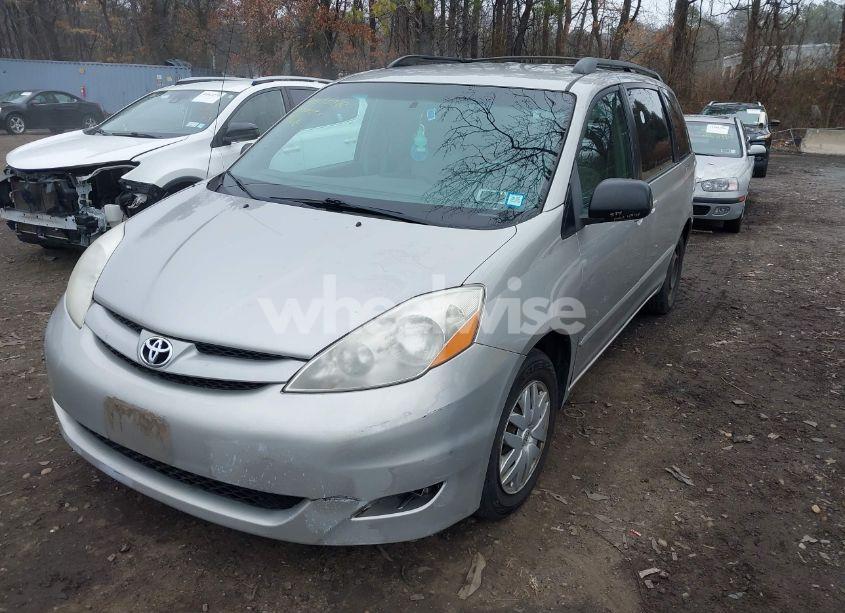 Photo 6 of 2007 Toyota Sienna LE (VIN 5TDZK23C67S096954)