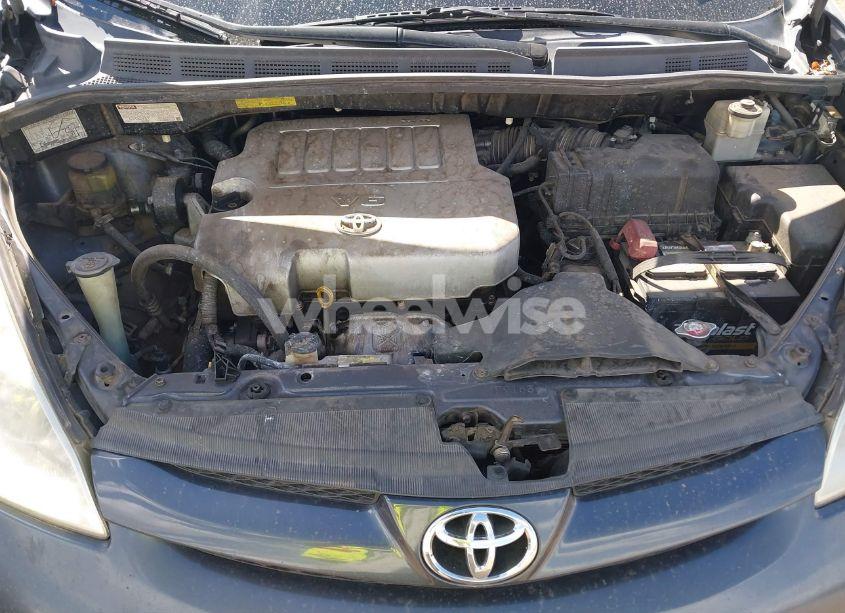 Photo 10 of 2008 Toyota Sienna CE (VIN 5TDZK23C68S111602)