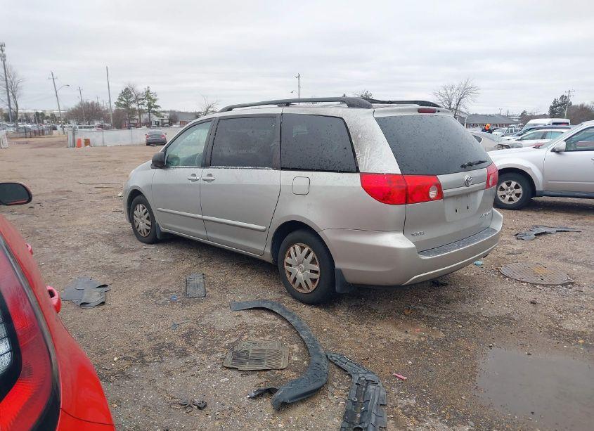 Photo 3 of 2008 Toyota Sienna LE (VIN 5TDZK23C68S111812)