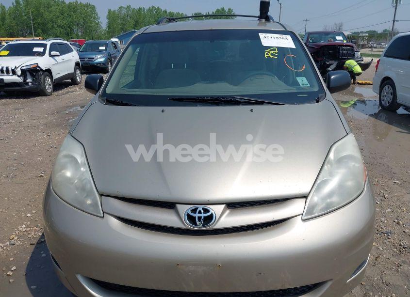 Photo 6 of 2008 Toyota Sienna LE (VIN 5TDZK23C68S114225)