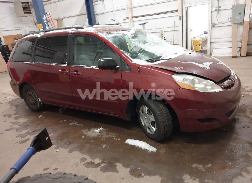Photo 13 of 2008 Toyota Sienna LE (VIN 5TDZK23C68S132983)