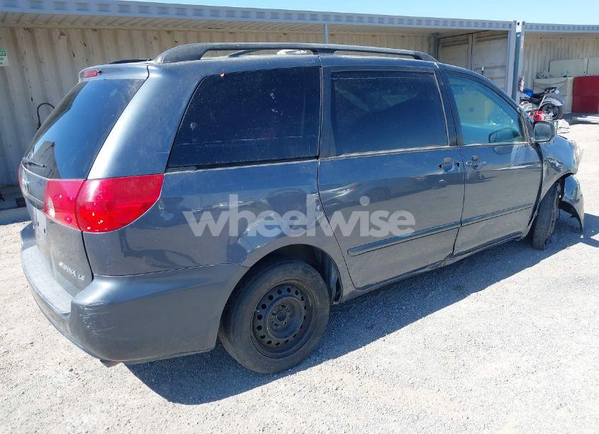 Photo 4 of 2008 Toyota Sienna LE (VIN 5TDZK23C68S161187)