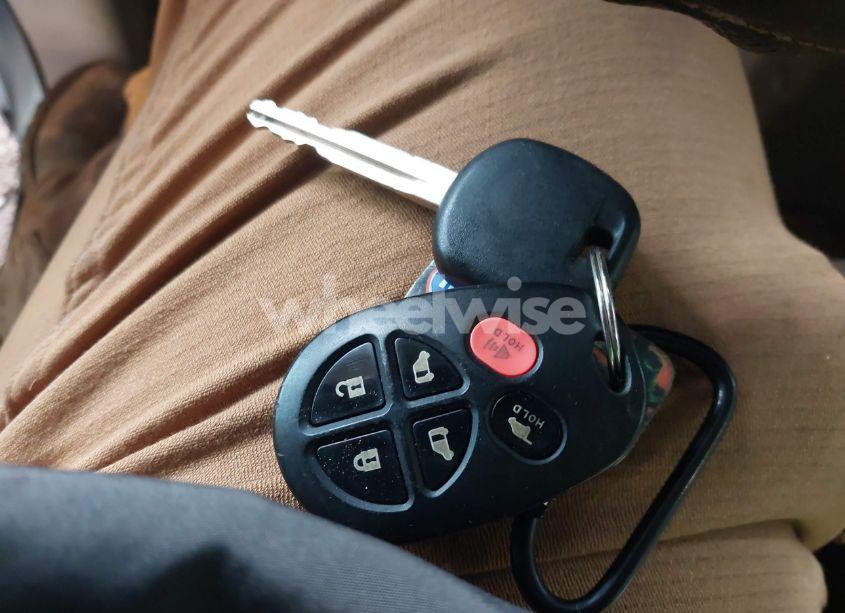 Photo 11 of 2008 Toyota Sienna LE (VIN 5TDZK23C68S182685)