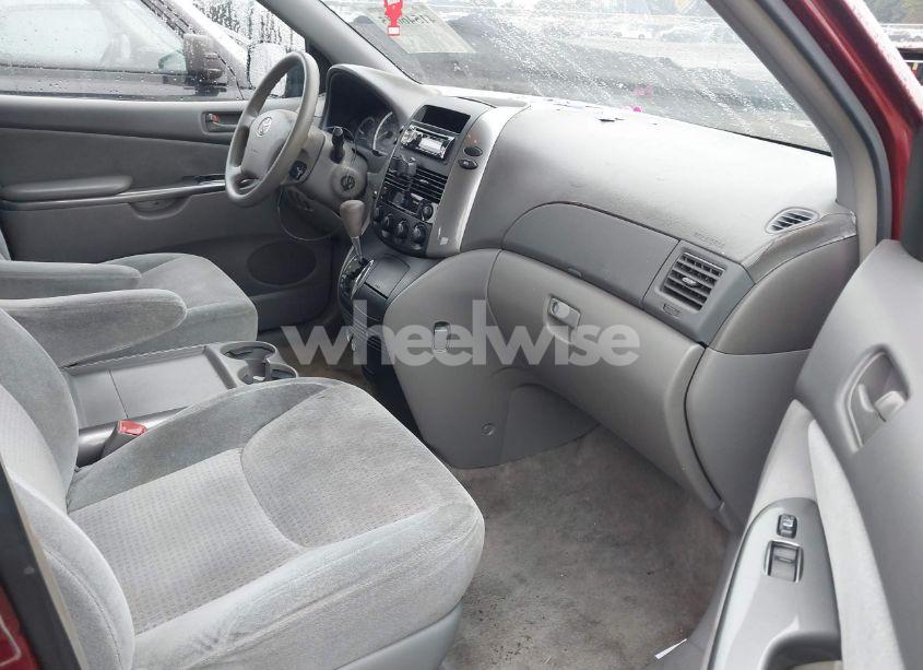 Photo 5 of 2008 Toyota Sienna CE (VIN 5TDZK23C68S184484)