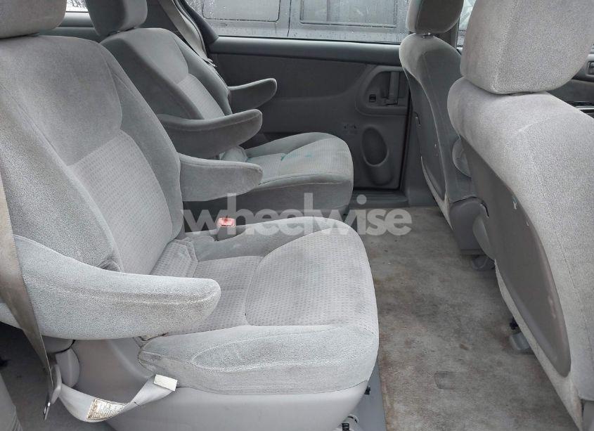 Photo 8 of 2008 Toyota Sienna CE (VIN 5TDZK23C68S184484)