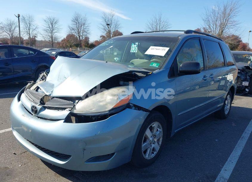 Photo 2 of 2008 Toyota Sienna LE (VIN 5TDZK23C68S198384)