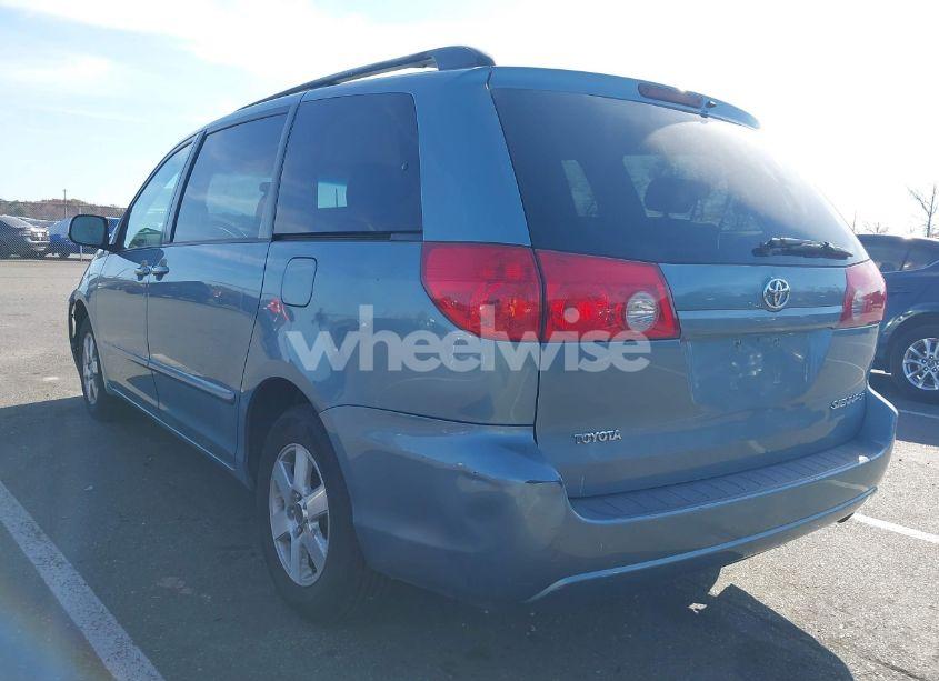 Photo 3 of 2008 Toyota Sienna LE (VIN 5TDZK23C68S198384)