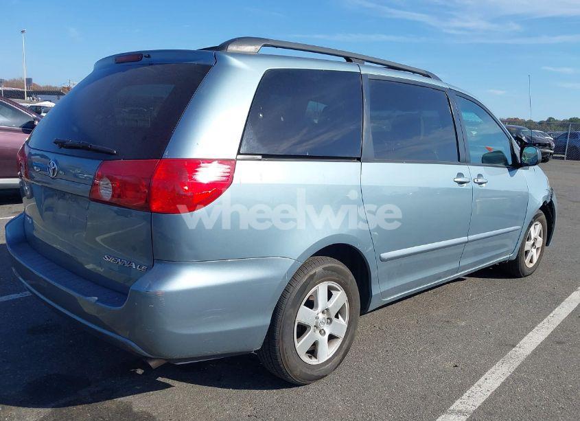 Photo 4 of 2008 Toyota Sienna LE (VIN 5TDZK23C68S198384)