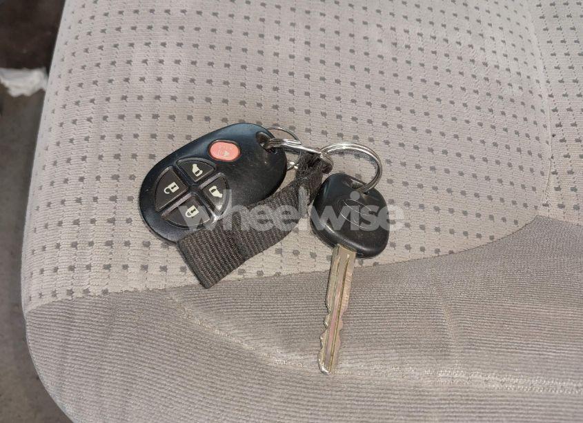 Photo 11 of 2008 Toyota Sienna LE (VIN 5TDZK23C68S225308)