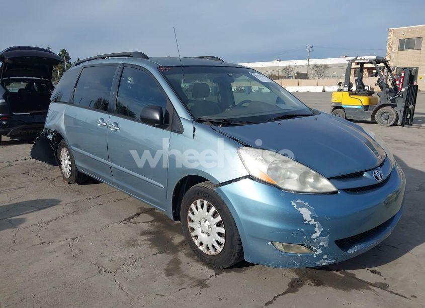 Photo 18 of 2008 Toyota Sienna CE/LE (VIN 5TDZK23C68SI86994)