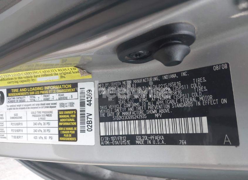 Photo 9 of 2009 Toyota Sienna CE (VIN 5TDZK23C69S242935)