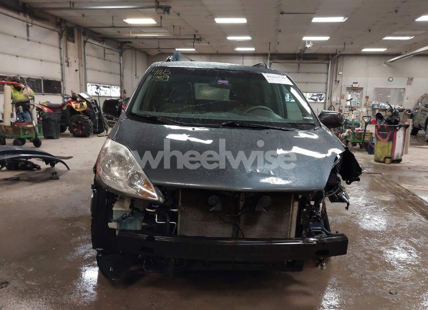 Photo 13 of 2009 Toyota Sienna LE (VIN 5TDZK23C69S249416)