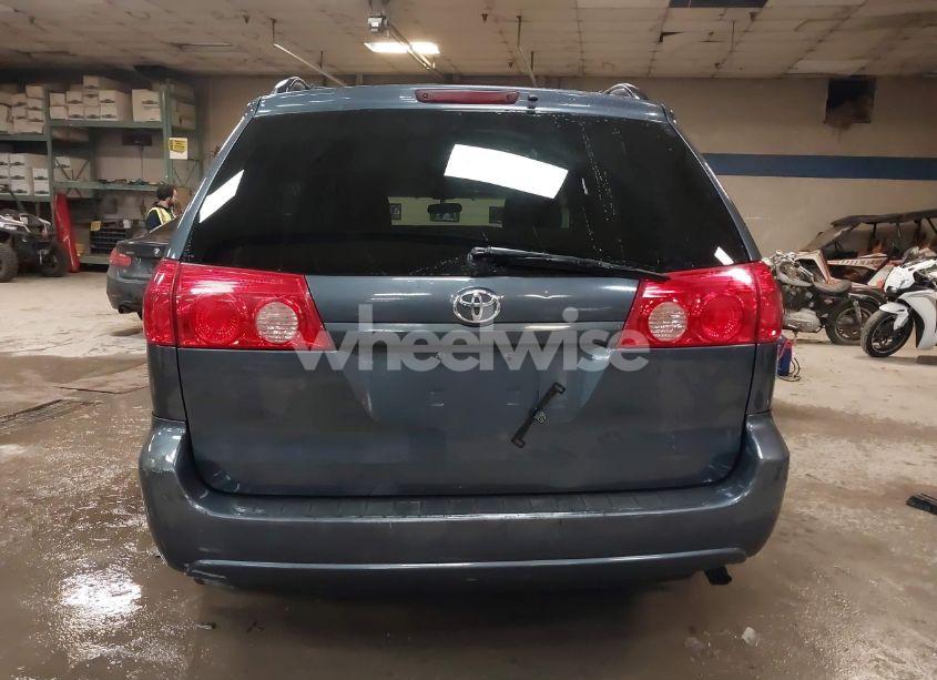 Photo 17 of 2009 Toyota Sienna LE (VIN 5TDZK23C69S249416)