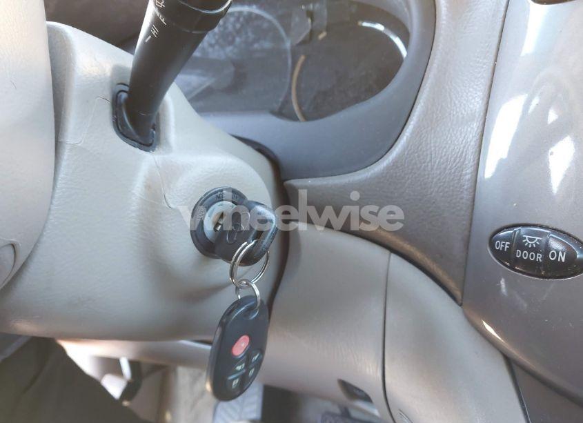 Photo 11 of 2009 Toyota Sienna LE (VIN 5TDZK23C69S255927)