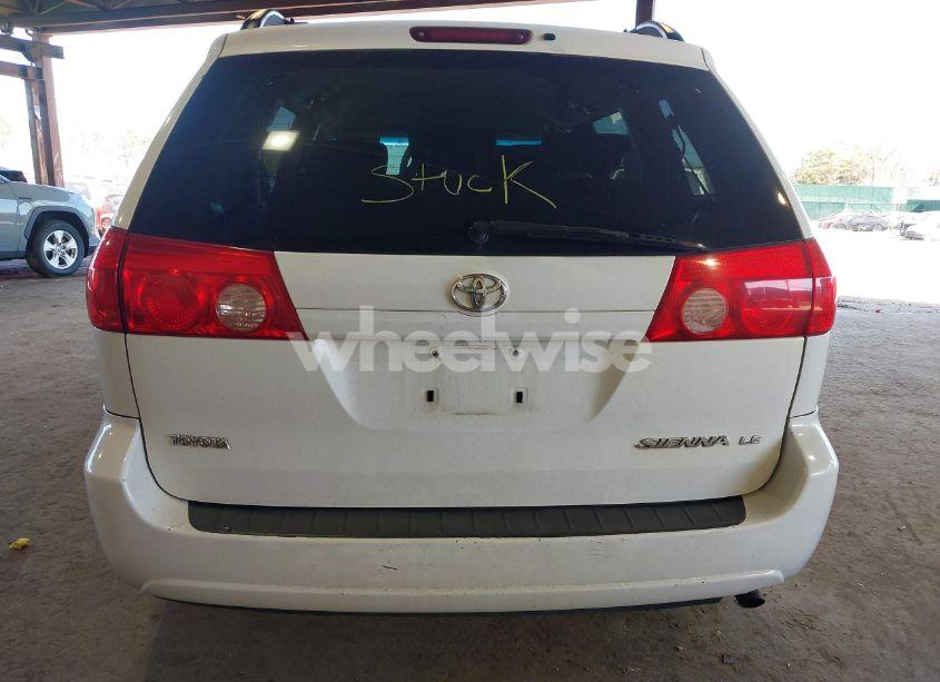 Photo 17 of 2009 Toyota Sienna LE (VIN 5TDZK23C69S261792)