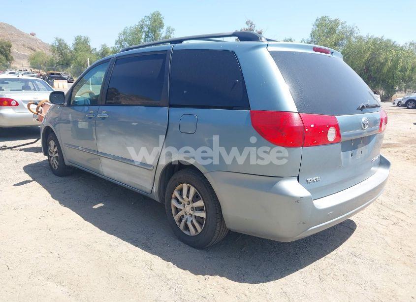 Photo 3 of 2009 Toyota Sienna LE (VIN 5TDZK23C69S278172)