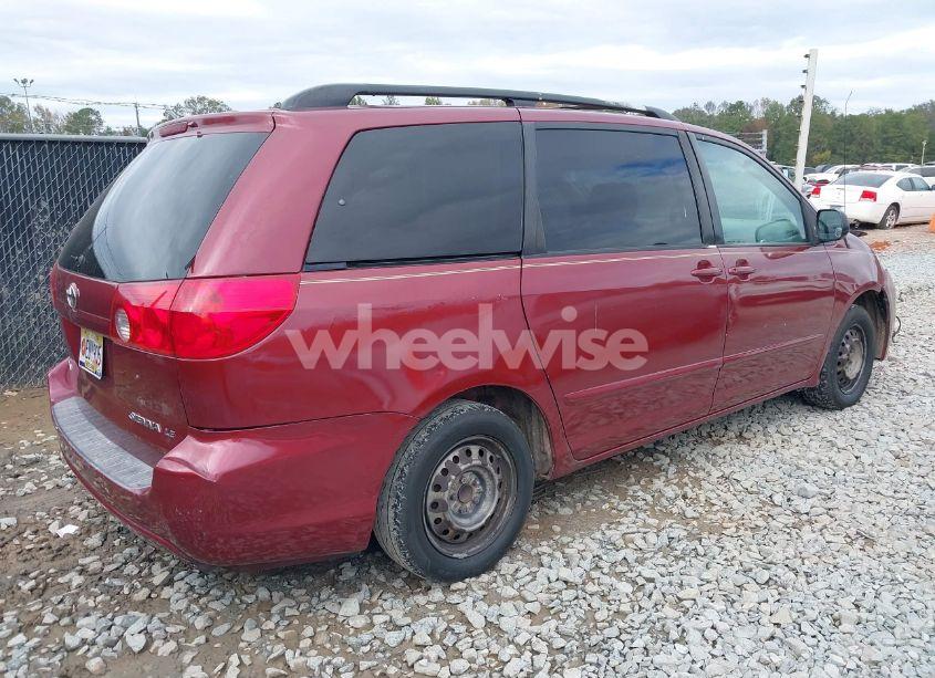 Photo 4 of 2007 Toyota Sienna LE (VIN 5TDZK23C77S012141)