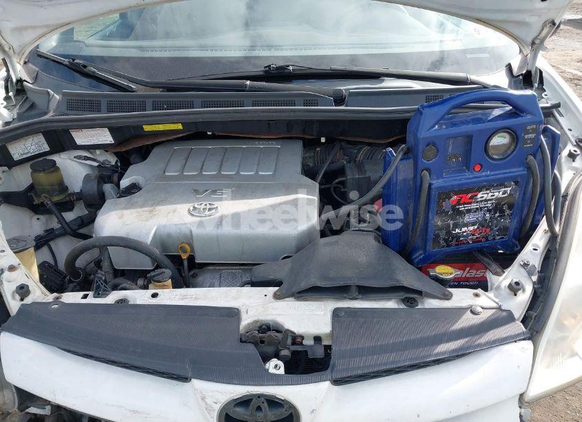 Photo 10 of 2007 Toyota Sienna LE (VIN 5TDZK23C77S034172)