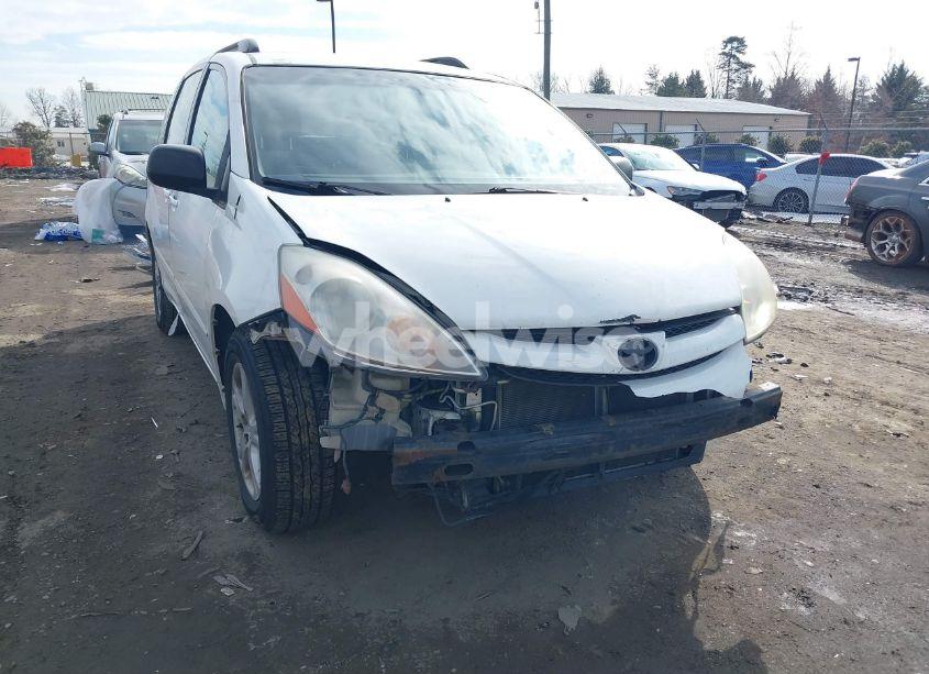Photo 6 of 2007 Toyota Sienna LE (VIN 5TDZK23C77S034172)