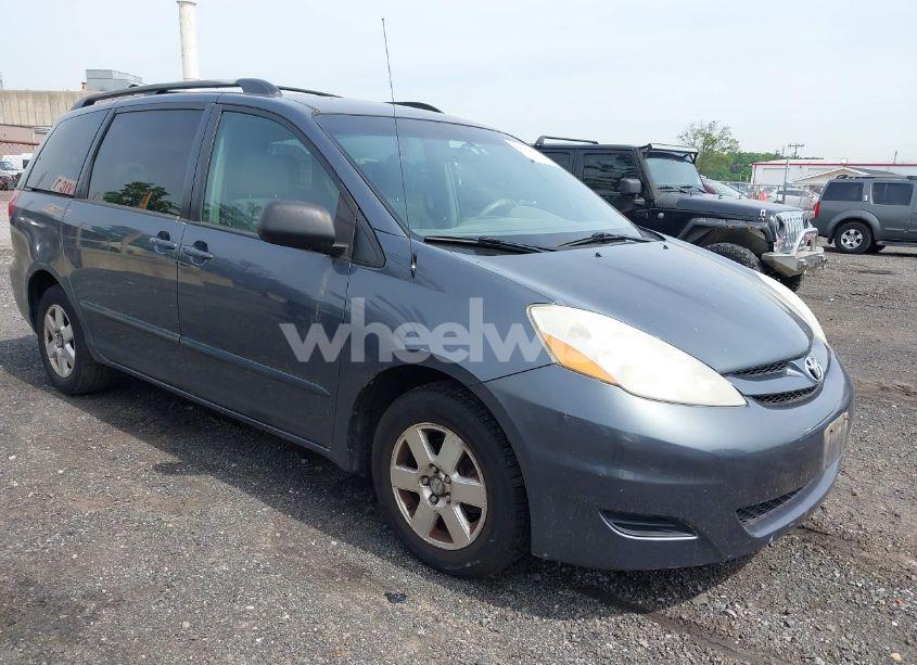 2007 Toyota Sienna CE/LE (VIN 5TDZK23C77S060464) main photo