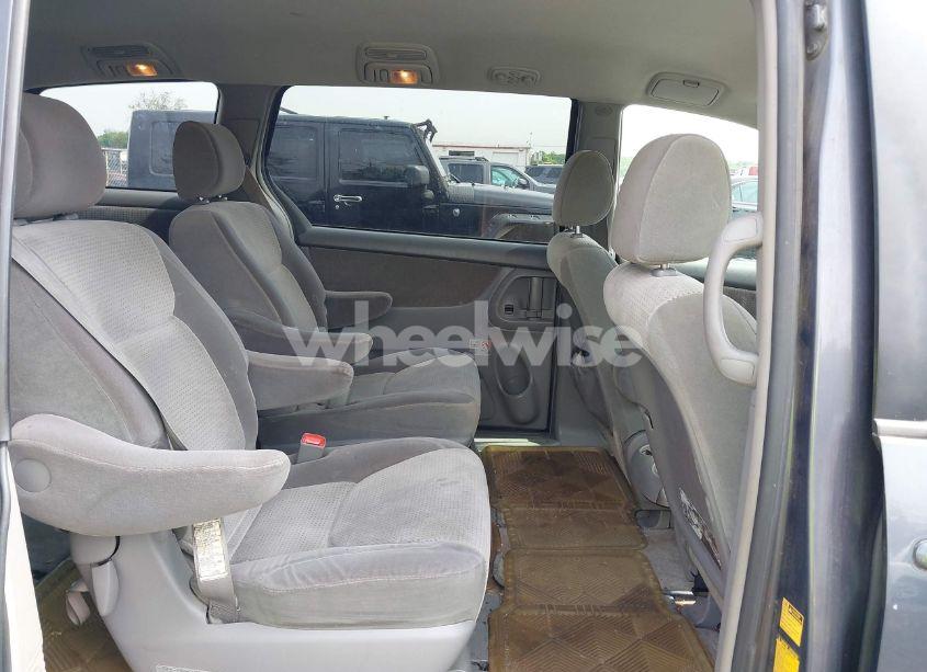 Photo 8 of 2007 Toyota Sienna CE/LE (VIN 5TDZK23C77S060464)