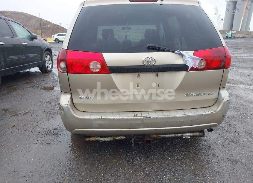 Photo 12 of 2007 Toyota Sienna CE/LE (VIN 5TDZK23C77S069262)