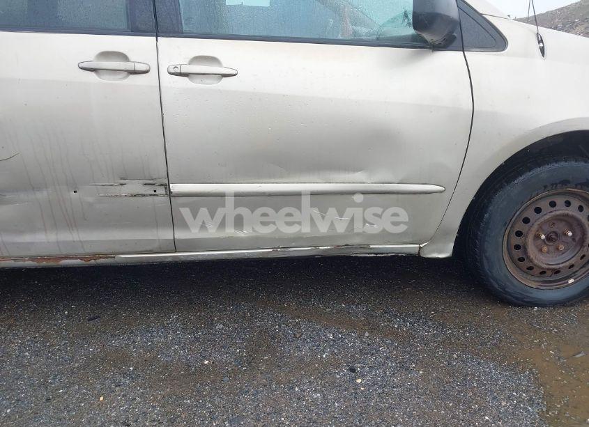 Photo 14 of 2007 Toyota Sienna CE/LE (VIN 5TDZK23C77S069262)