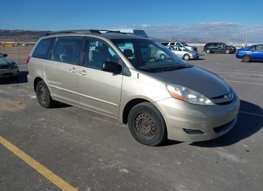 2007 Toyota Sienna CE (VIN 5TDZK23C77S091438) main photo