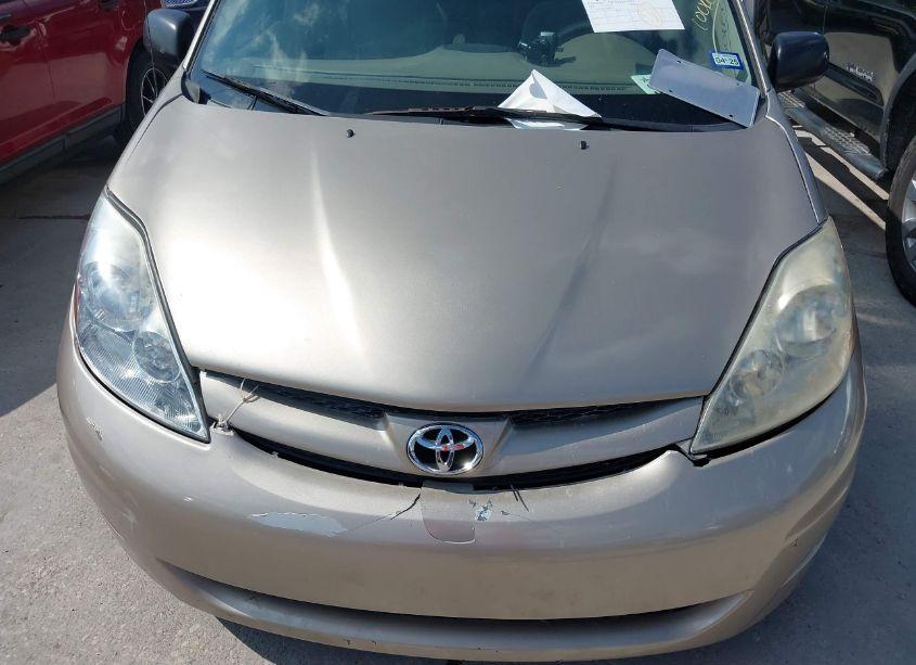 Photo 10 of 2008 Toyota Sienna LE (VIN 5TDZK23C78S100754)