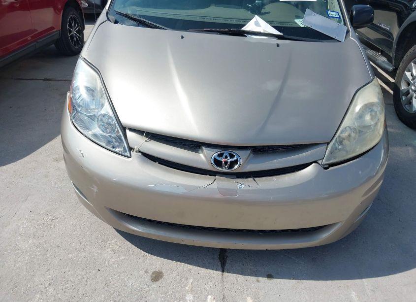 Photo 6 of 2008 Toyota Sienna LE (VIN 5TDZK23C78S100754)