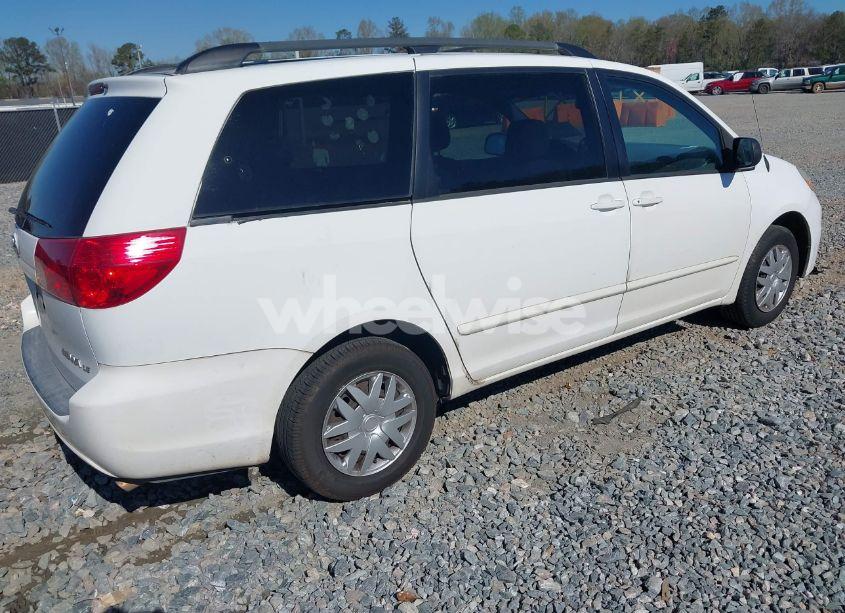 Photo 4 of 2008 Toyota Sienna LE (VIN 5TDZK23C78S130773)
