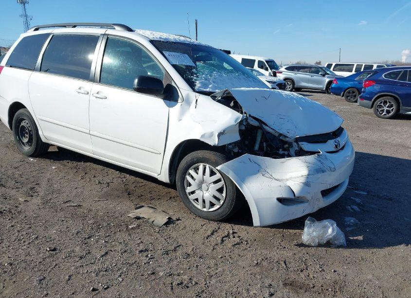 2008 Toyota Sienna LE (VIN 5TDZK23C78S141854) main photo