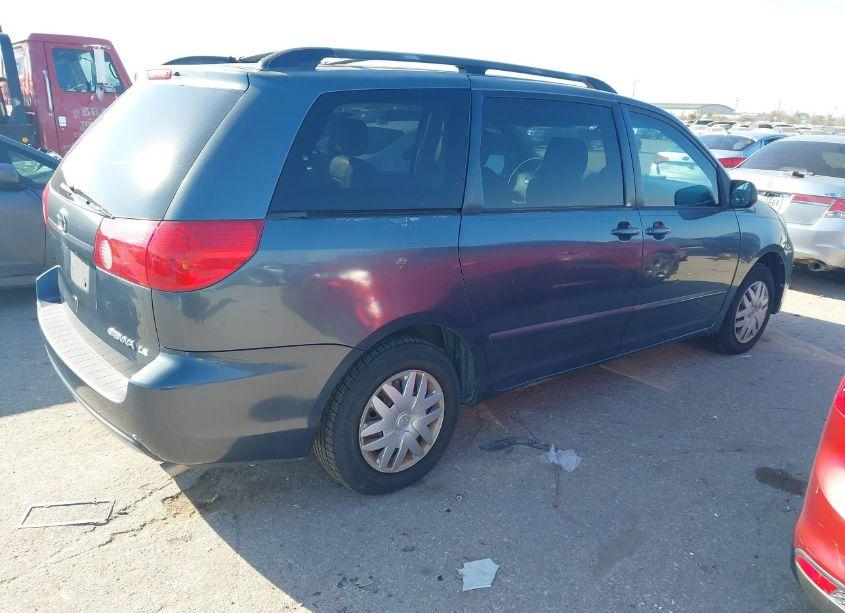 Photo 4 of 2008 Toyota Sienna LE (VIN 5TDZK23C78S146357)