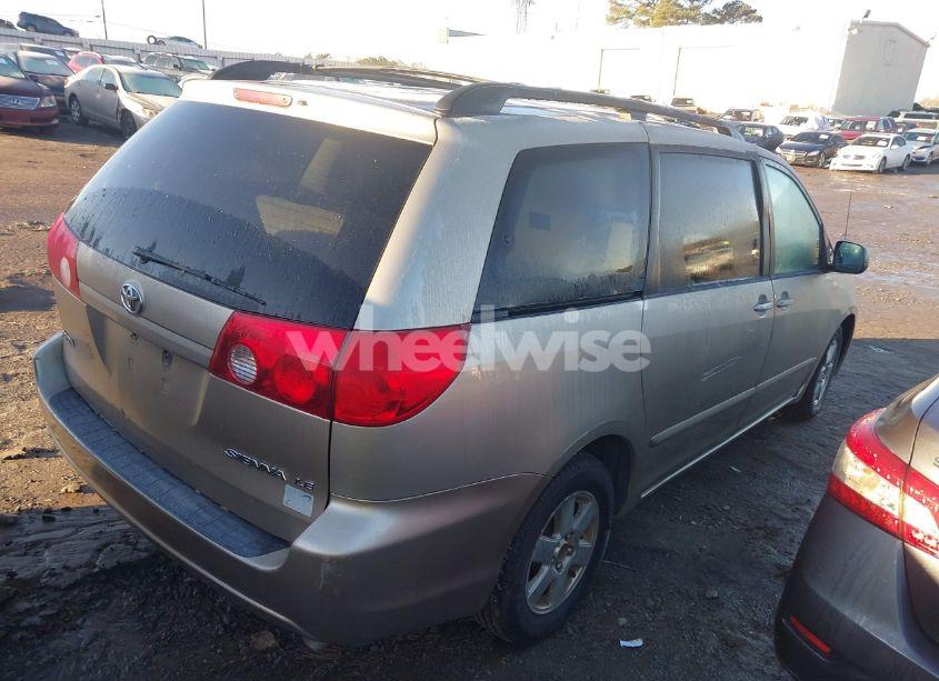 Photo 4 of 2008 Toyota Sienna LE (VIN 5TDZK23C78S176555)