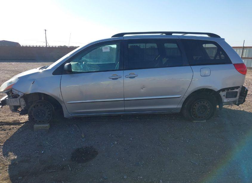 Photo 13 of 2008 Toyota Sienna LE (VIN 5TDZK23C78S180704)
