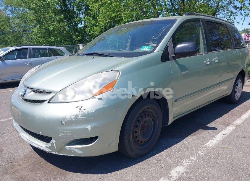 Photo 2 of 2008 Toyota Sienna CE/LE (VIN 5TDZK23C78S184803)