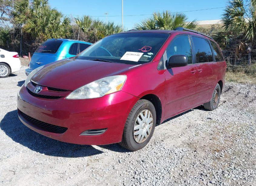 Photo 2 of 2008 Toyota Sienna LE (VIN 5TDZK23C78S188916)