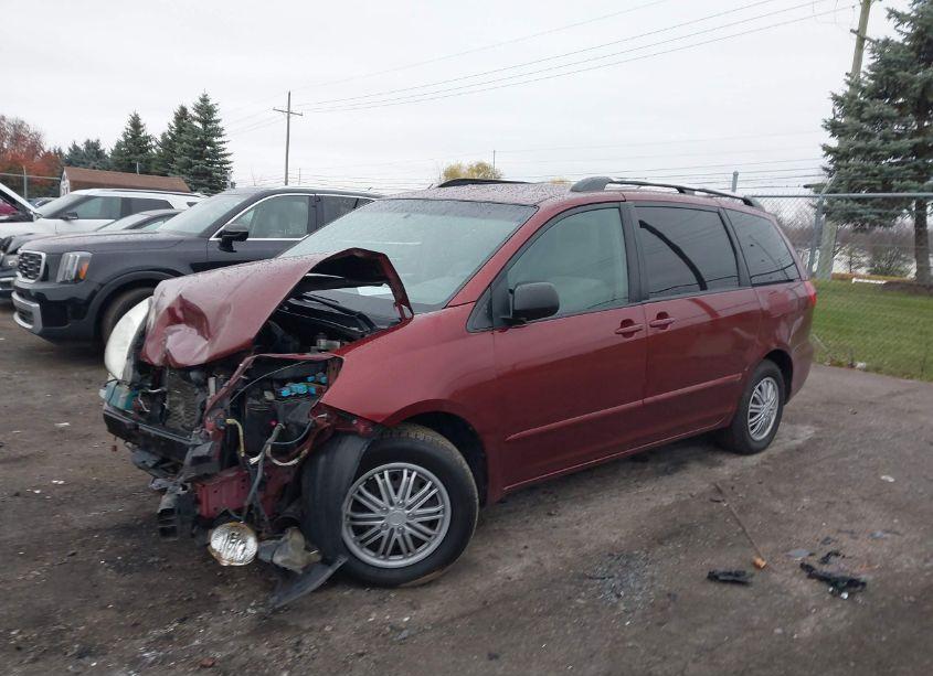 Photo 2 of 2008 Toyota Sienna LE (VIN 5TDZK23C78S189659)