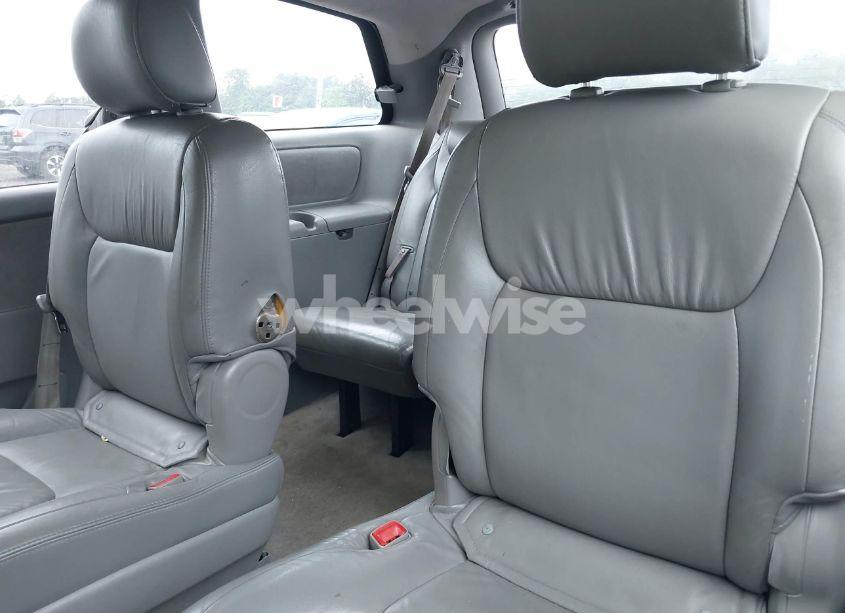 Photo 8 of 2008 Toyota Sienna CE (VIN 5TDZK23C78S200305)