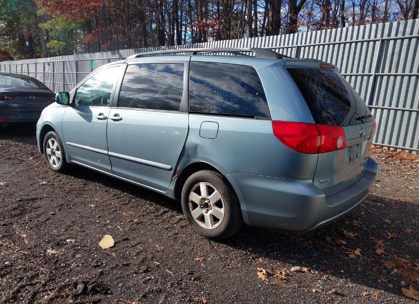 Photo 3 of 2008 Toyota Sienna LE (VIN 5TDZK23C78S204158)