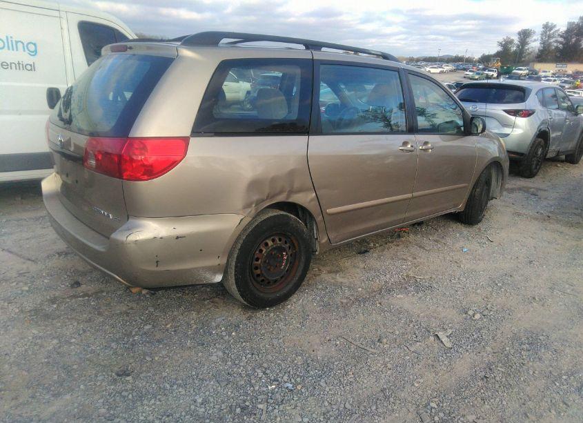 Photo 4 of 2009 Toyota Sienna CE (VIN 5TDZK23C79S230471)