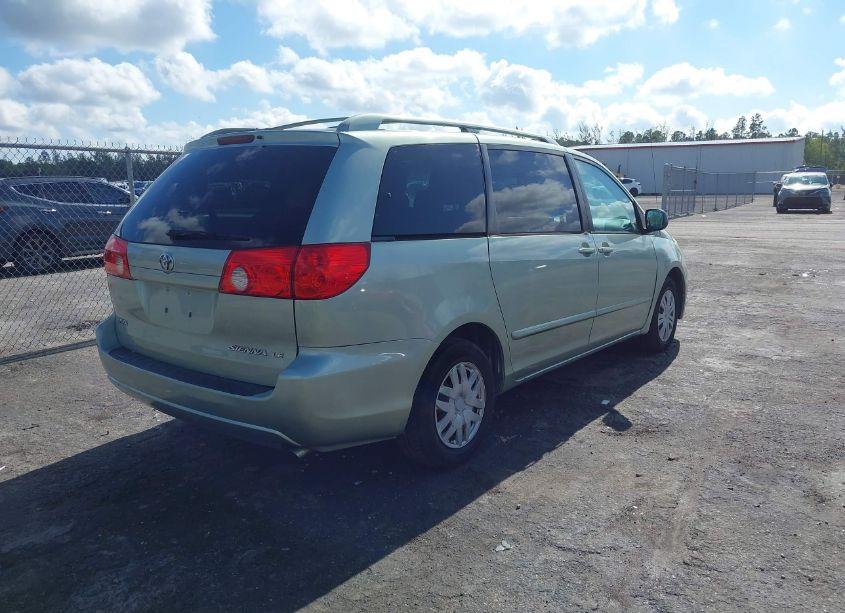 Photo 4 of 2009 Toyota Sienna LE (VIN 5TDZK23C79S247920)